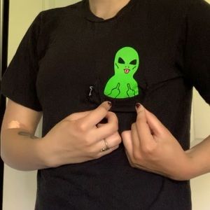 RIPNDIP alien pocket tee
